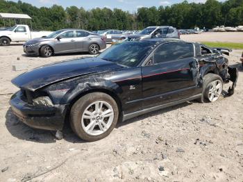  Salvage Ford Mustang