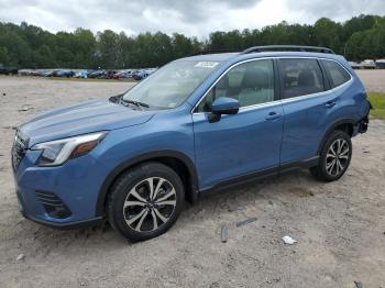  Salvage Subaru Forester