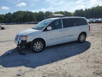  Salvage Chrysler Minivan