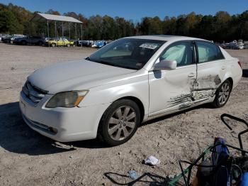  Salvage Toyota Avalon