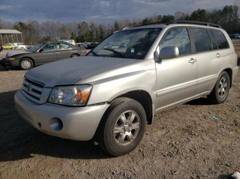  Salvage Toyota Highlander