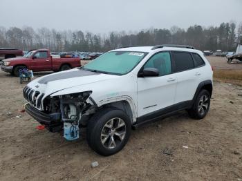  Salvage Jeep Cherokee