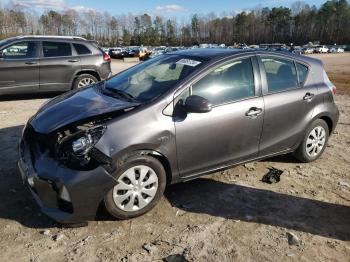  Salvage Toyota Prius