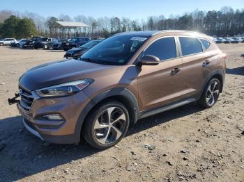  Salvage Hyundai TUCSON