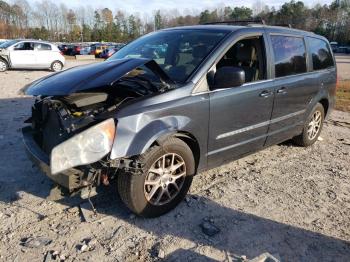  Salvage Chrysler Minivan