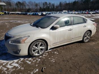  Salvage Nissan Altima