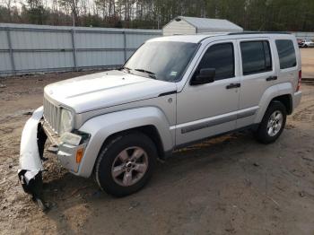  Salvage Jeep Liberty