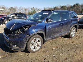  Salvage Toyota Highlander