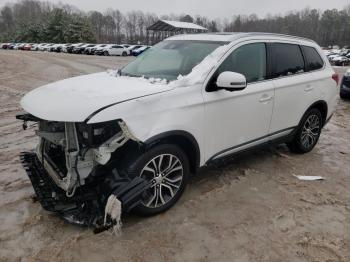  Salvage Mitsubishi Outlander