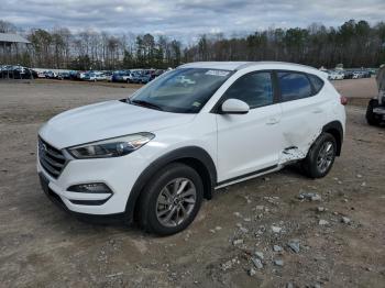  Salvage Hyundai TUCSON