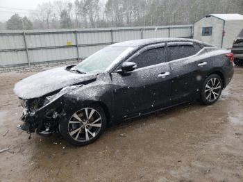  Salvage Nissan Maxima