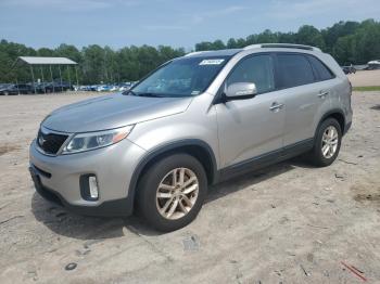  Salvage Kia Sorento