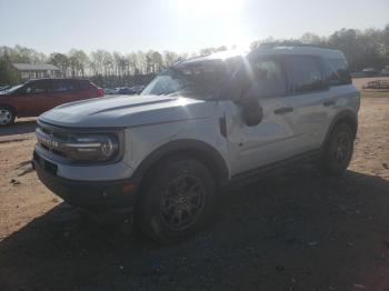  Salvage Ford Bronco
