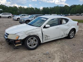  Salvage Dodge Avenger