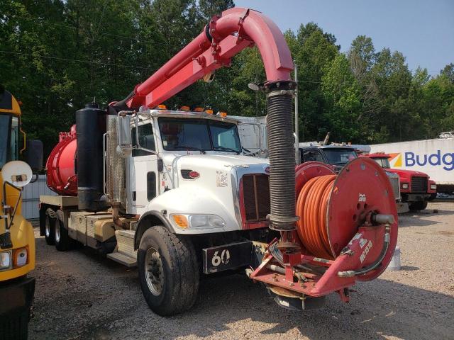 Salvage Peterbilt 348