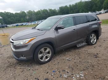  Salvage Toyota Highlander