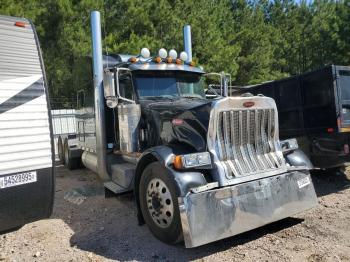  Salvage Peterbilt 379