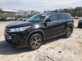  Salvage Toyota Highlander