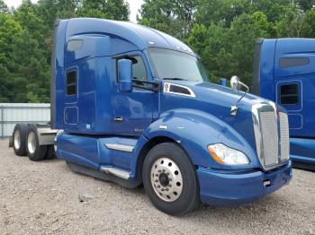  Salvage Kenworth Constructi