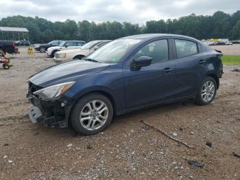  Salvage Toyota Yaris
