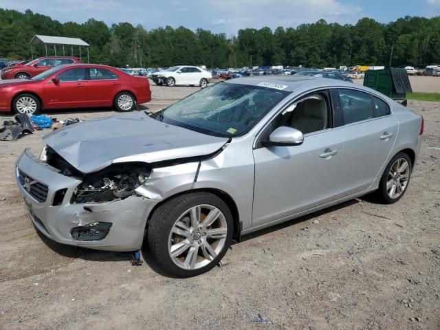  Salvage Volvo S60