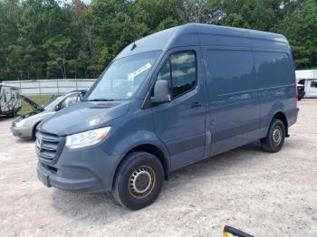  Salvage Mercedes-Benz Sprinter