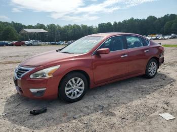  Salvage Nissan Altima
