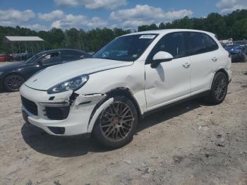  Salvage Porsche Cayenne