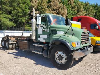  Salvage Mack 700 Cv700