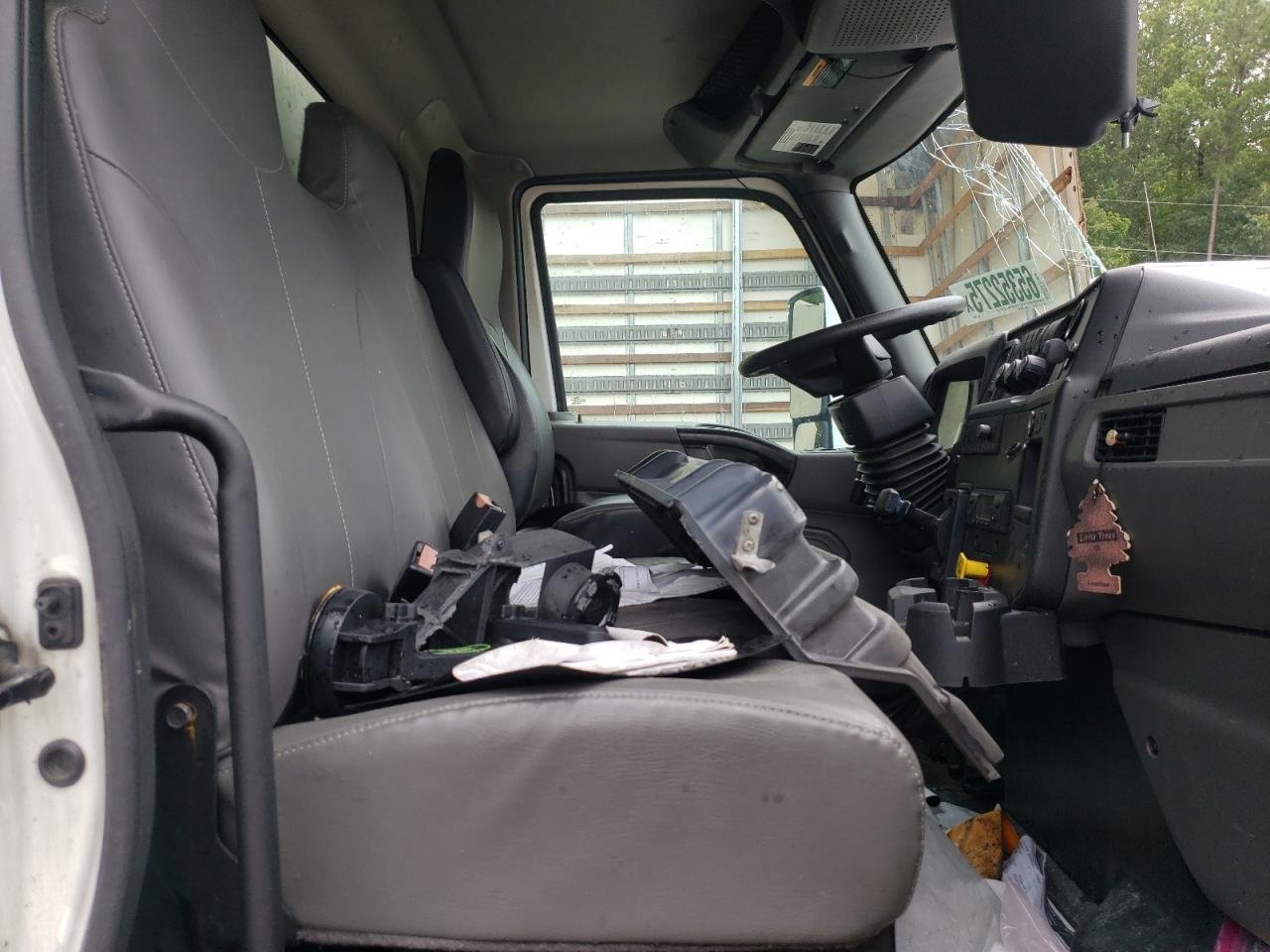 International Mv607 Image 8