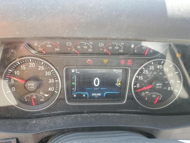 International Mv607 Image 9