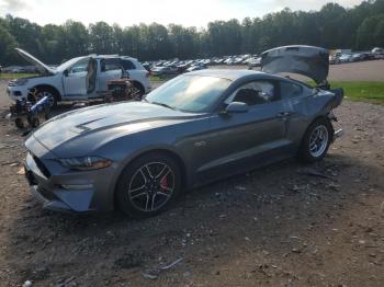  Salvage Ford Mustang