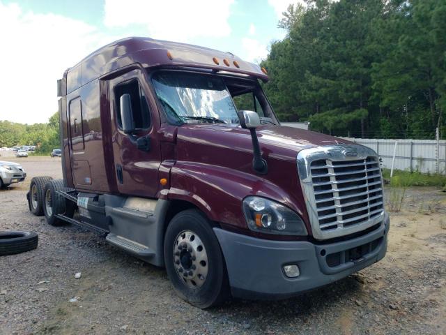  Salvage Freightliner Cascadia 1