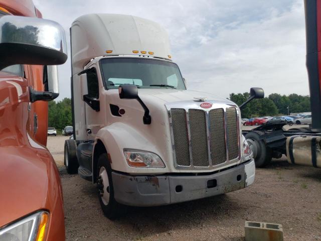  Salvage Peterbilt Tractor 579