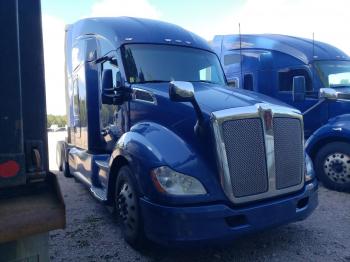  Salvage Kenworth T680