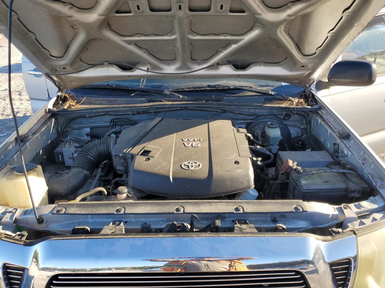 Toyota Tacoma Double Cab Prerunner Image 2