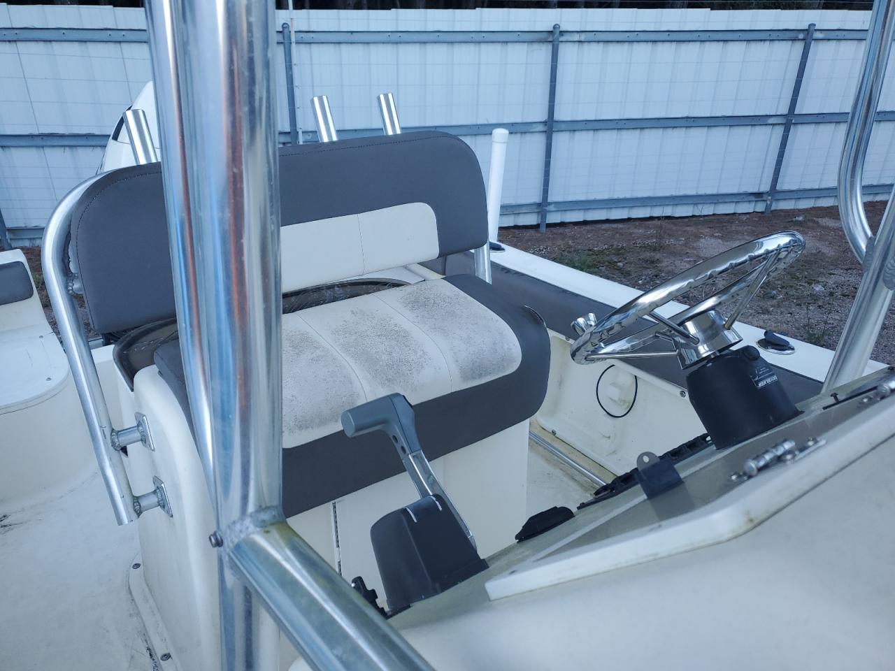 Key Largo Boat Image 8