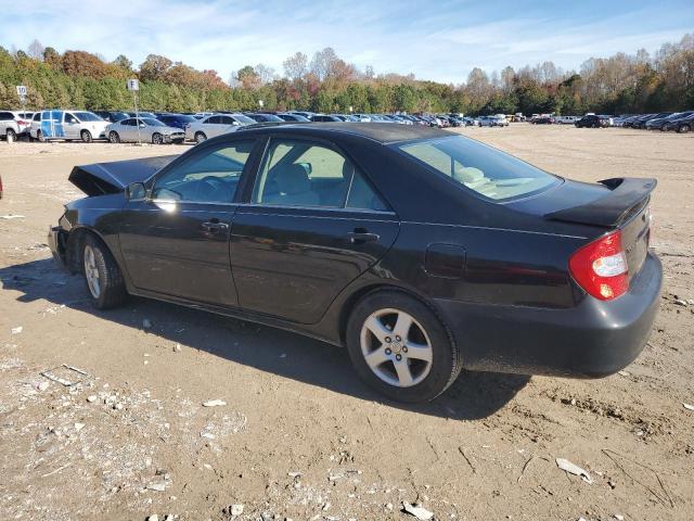 Toyota Camry Le Image 7