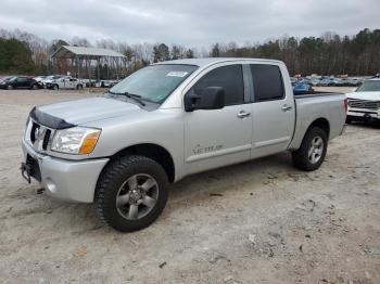  Salvage Nissan Titan