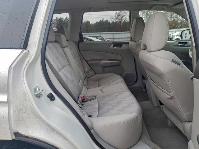 Subaru Forester 2.5x Premium Image 13