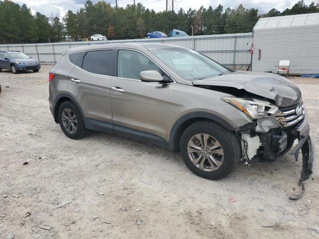 Hyundai SANTA FE Image 4