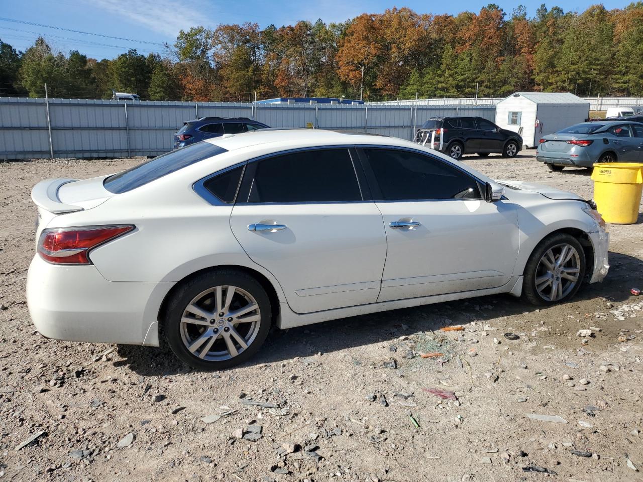 Nissan Altima 3.5s Image 13