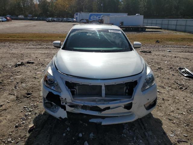 Nissan Altima 3.5s Image 2