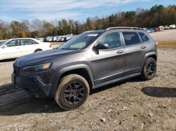  Salvage Jeep Cherokee