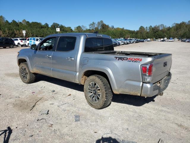 Toyota Tacoma Double Cab Image 11