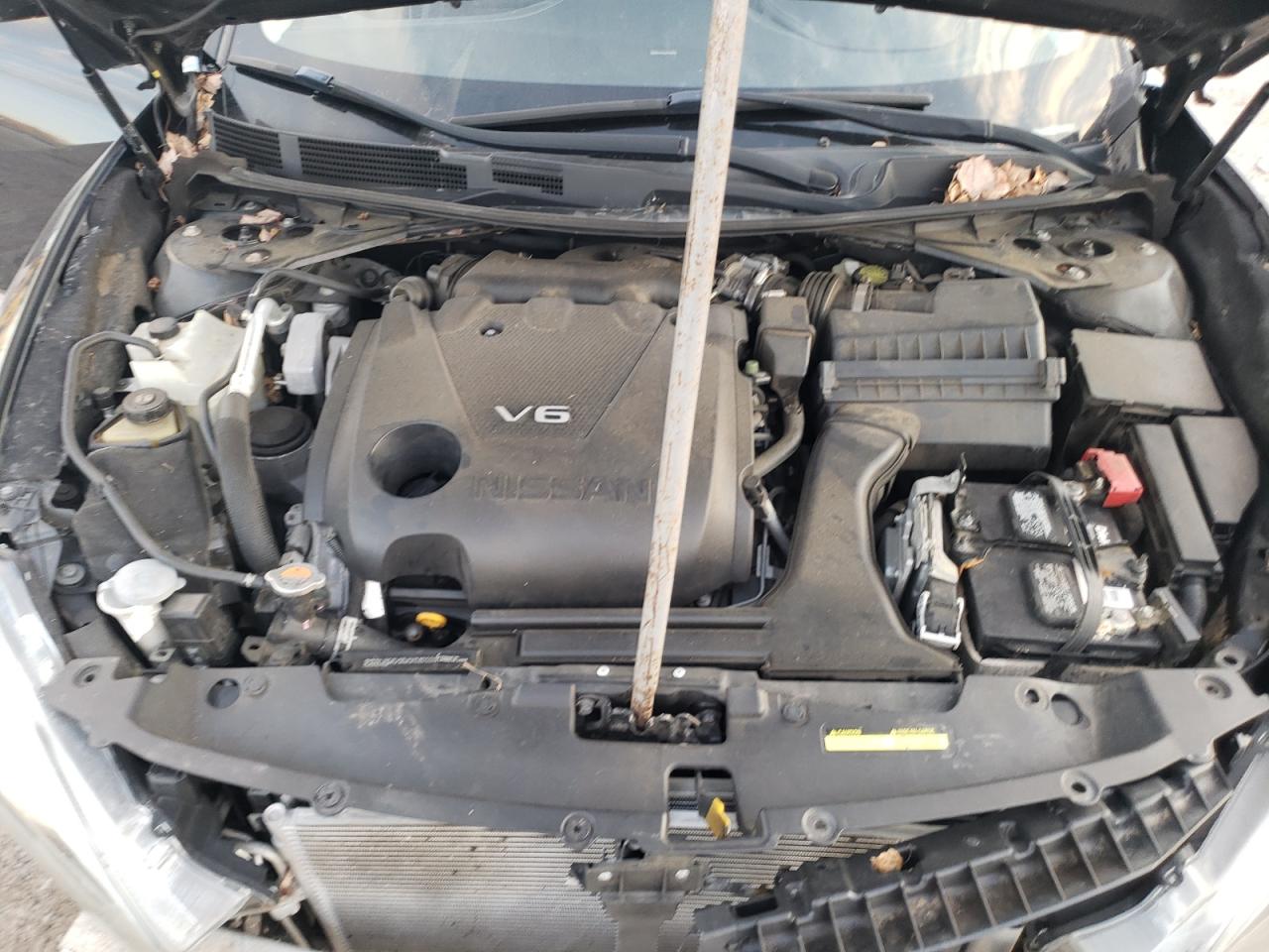 Nissan Maxima 3.5s Image 12