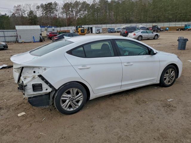 Hyundai ELANTRA Sel Image 7
