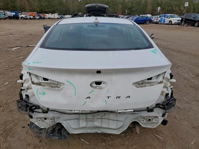 Hyundai ELANTRA Sel Image 4
