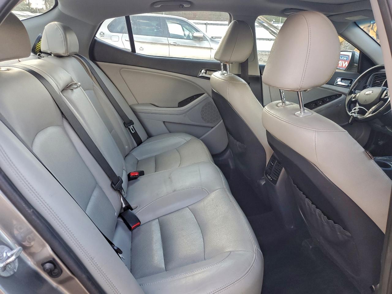 Kia Optima Ex Image 9