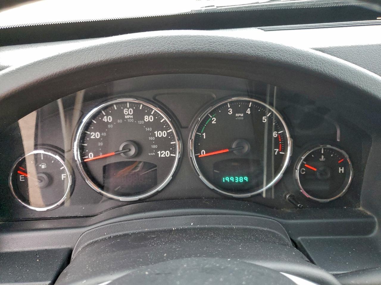 Jeep Liberty Sport Image 3